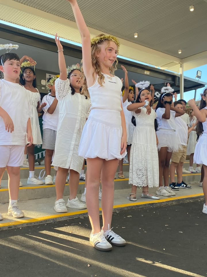 735880395004465_1328085475783951-1